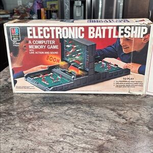 Milton Bradley Electronic Battleship Set 4750 Tested Working In Box